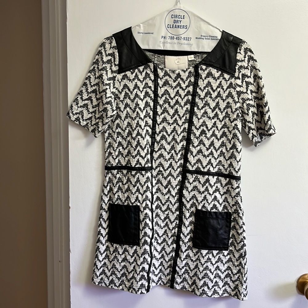 Anthropologie Postage Stamp black and white cotton tunic top or mini dre…
